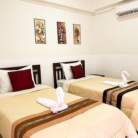Rueangrat Hotel Ranong Eksteriør bilde