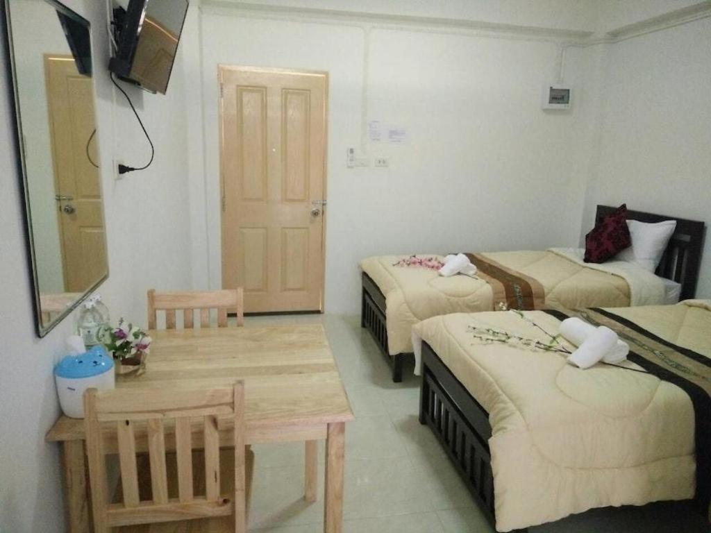 Rueangrat Hotel Ranong Eksteriør bilde