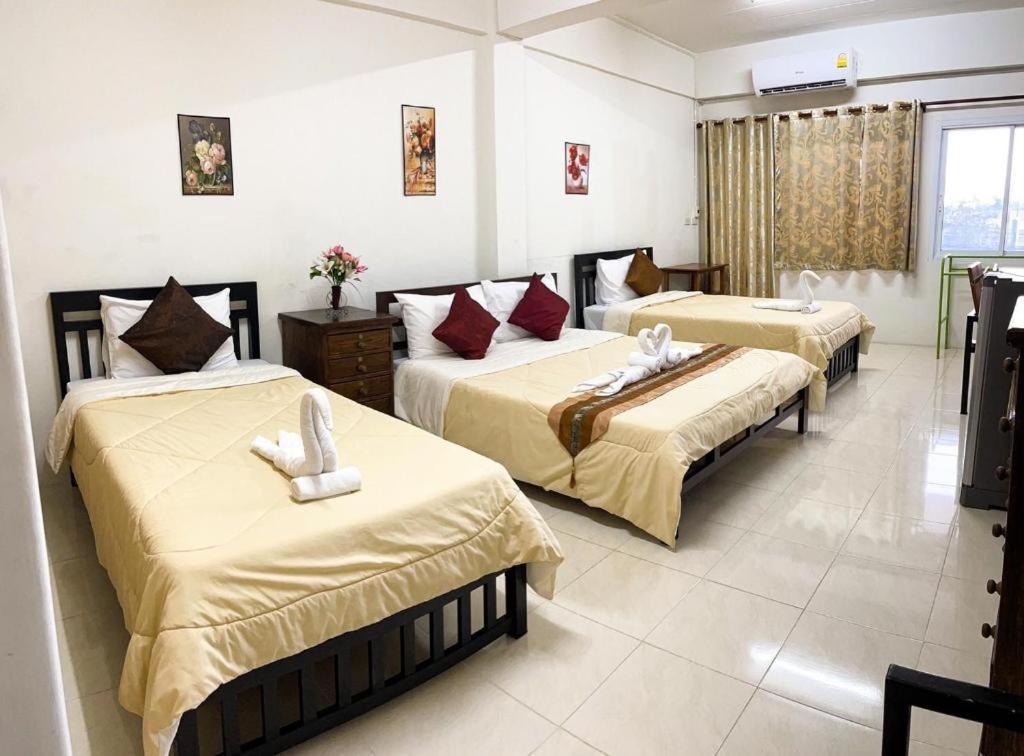 Rueangrat Hotel Ranong Eksteriør bilde