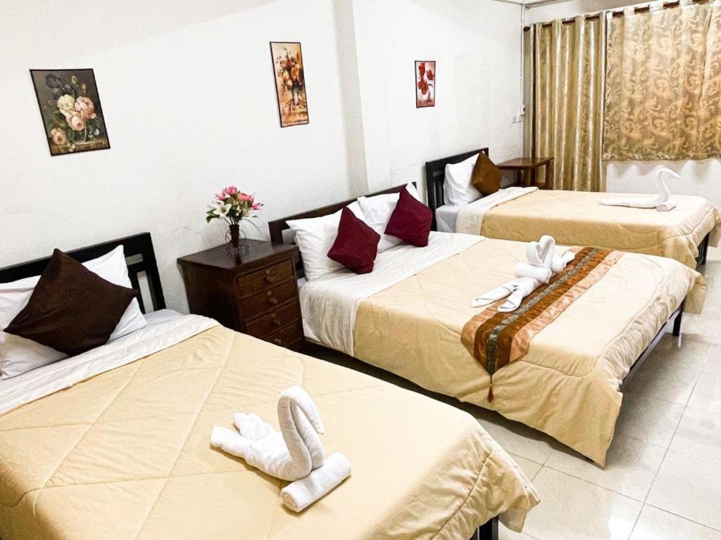 Rueangrat Hotel Ranong Eksteriør bilde